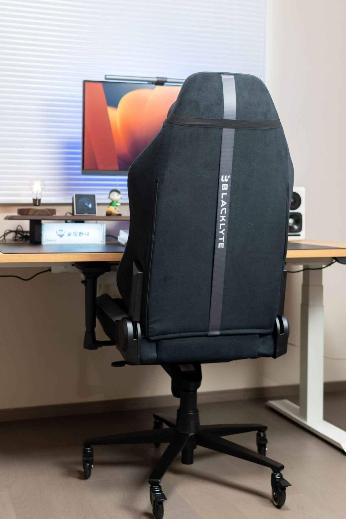 要安全更要潮流,blavklyte逐夜电竞椅补齐我的电竞房_设计_椅子_时候