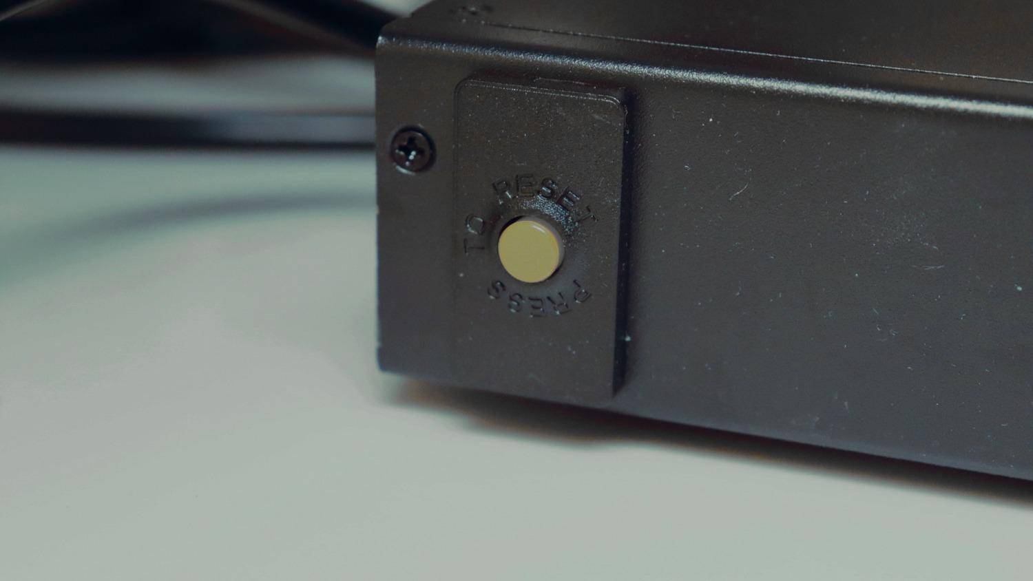 一键掌握全局，无忧远程管控—向日葵智能PDU P8，机房管理的之选