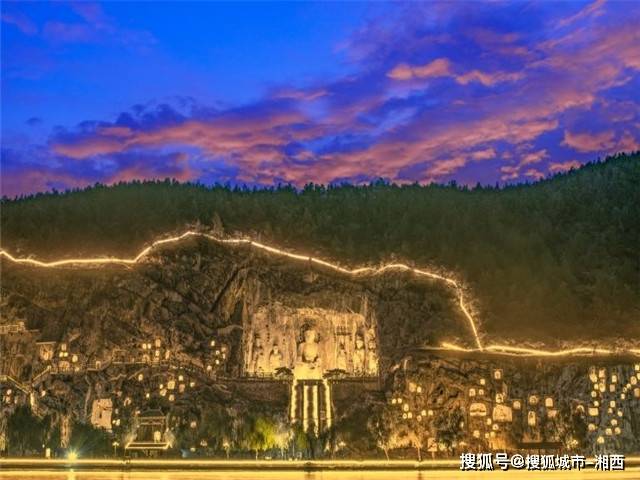 时代,中 原人民就创造了著名的"裴李岗文化","仰韶文化"和"龙山文化"