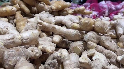 最近,山东潍坊的一家农产品网店就遭遇了这样的困境,因为价格标错而