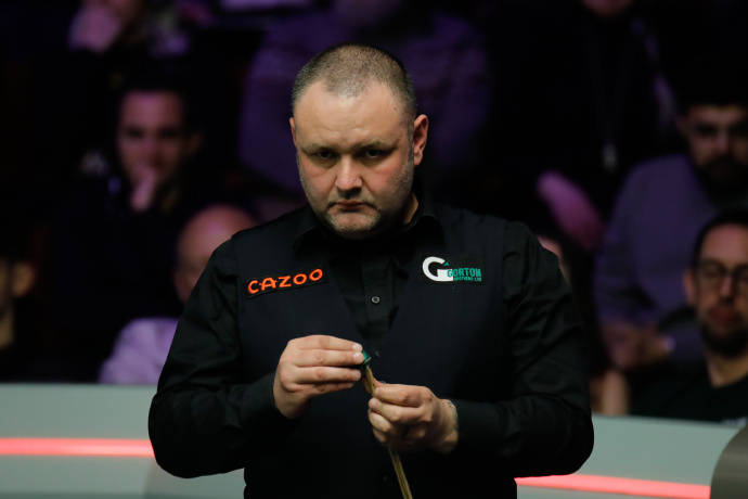 122-0,114-0,67-0,9-7赢赛点,马奎尔10-7淘汰"机长"卡特_比赛_斯诺克