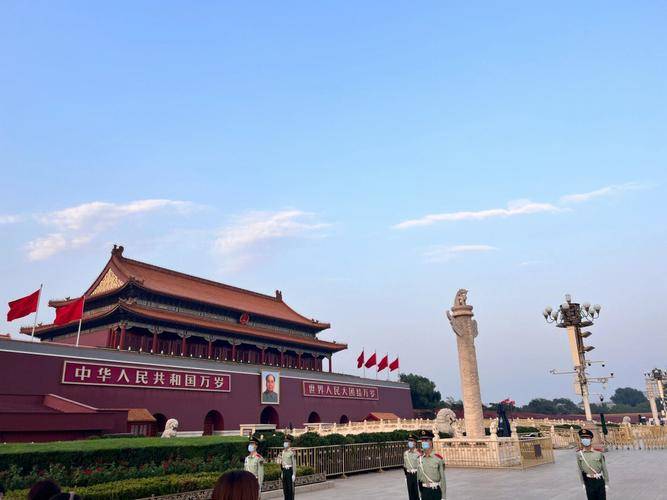 主要打卡景点:天门安广场>毛爷爷纪念堂>故宫>什刹海公园 北京3日游