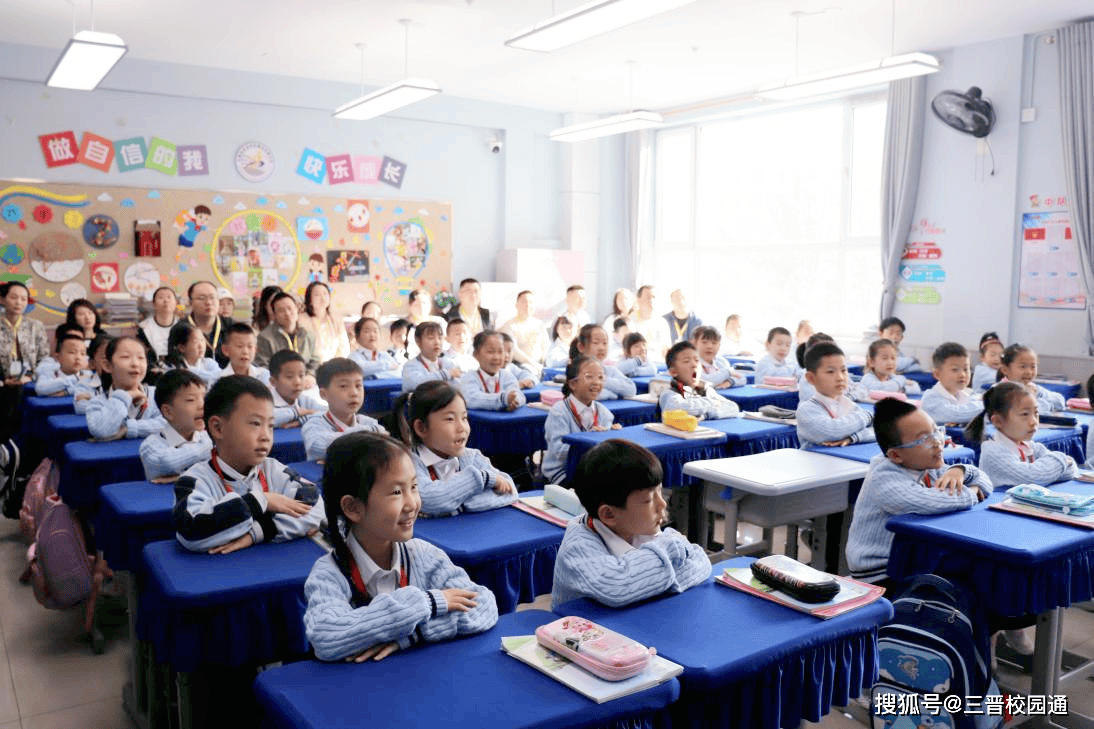 逸飞书画学校逯老师图片