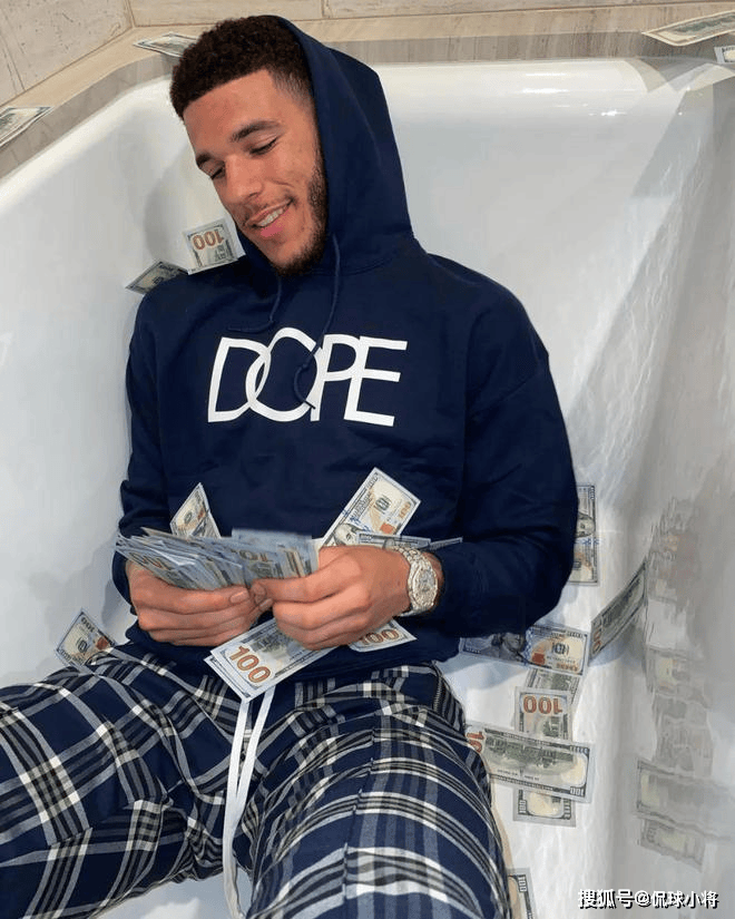 年薪4000万,不要了,正式拒绝续约,这队,要拆了_公牛队_德罗_阿赞