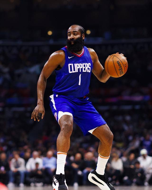 哈登半场狂砍20分,快船大胜独行侠