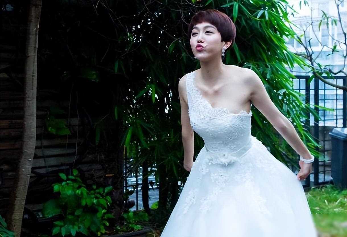 东北姑娘姜妍:从喜剧出道到南来北往爆火,年未受关注