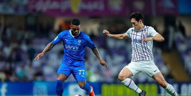 亚冠半决赛:阿尔艾因与利雅得新月的激烈对决