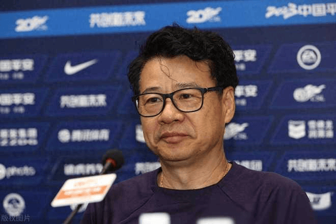 陈洋辞去长春亚泰主帅,吴金贵深陷舆论风波被舍弃,谢辉火线救主