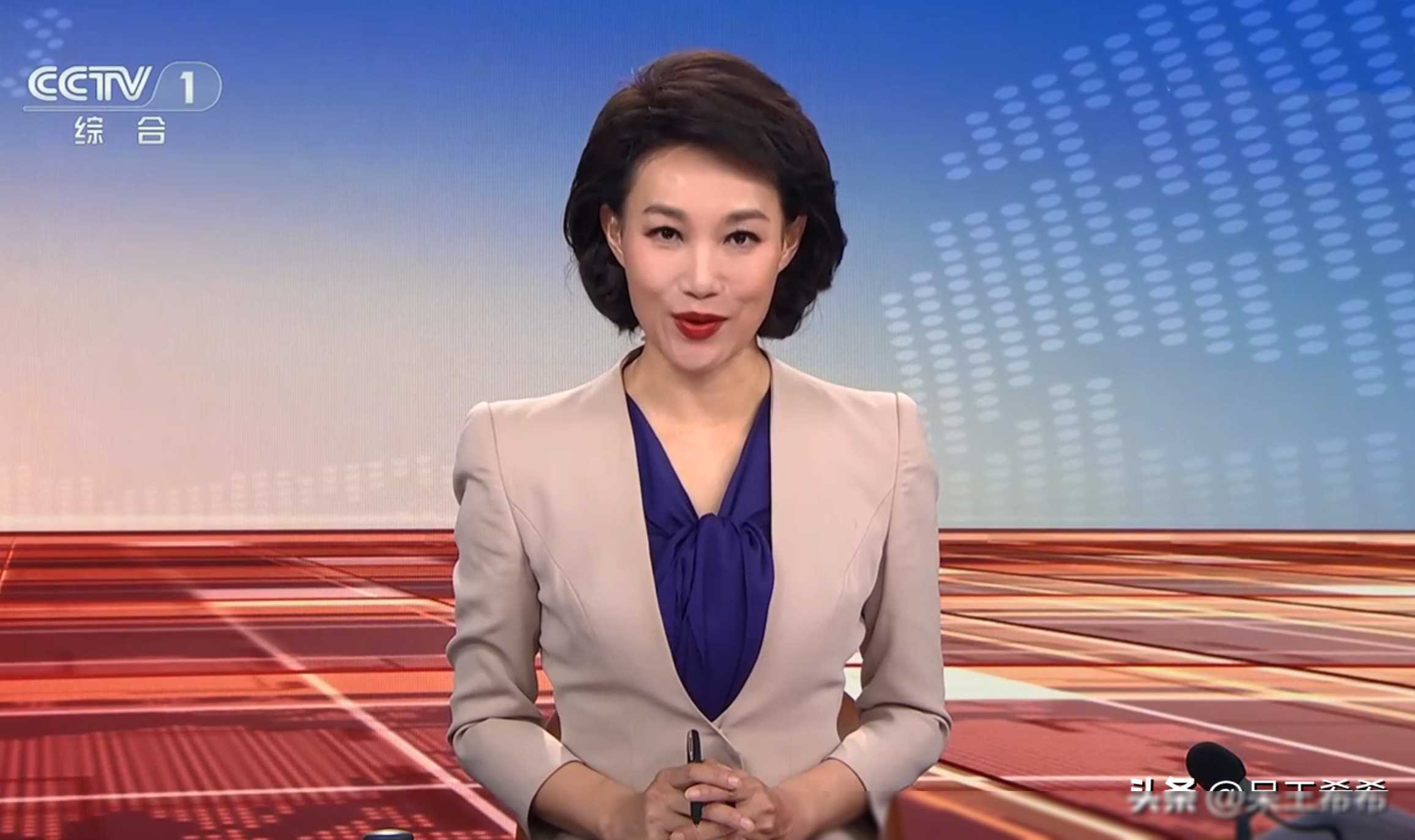央视主播李梓萌岗位调整,主持新媒体节目