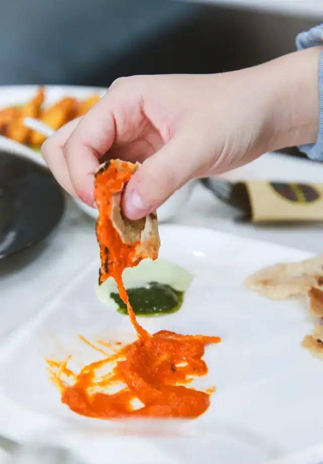 中国最魔幻的县城,挤满了外国人开的餐厅_义乌_土耳其烤肉_大饼