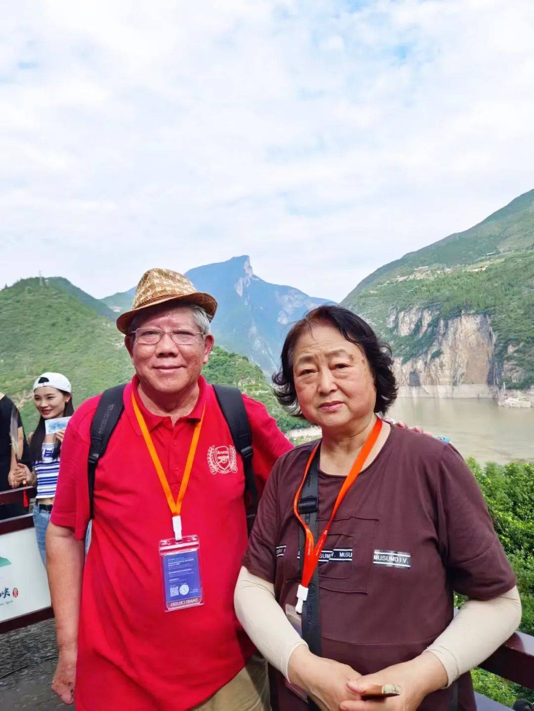 景瓷天下 61 传承国粹——中国当代书画名家陈长兴