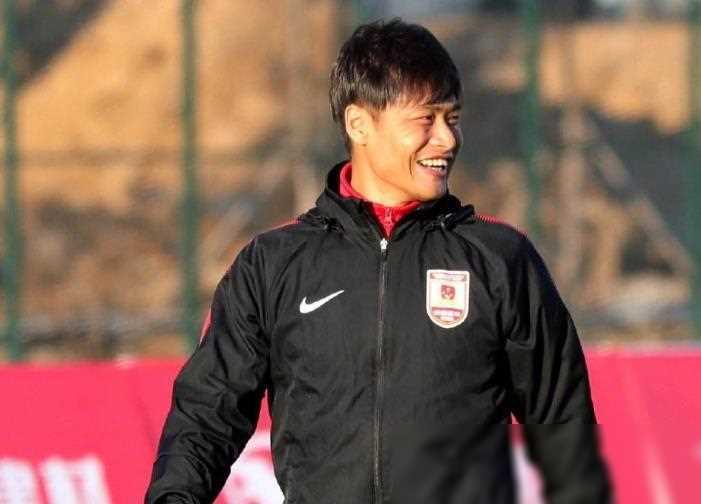 杜震宇:曾被曼城和恒大邀请,但未成行,羡慕恒大昔日队友