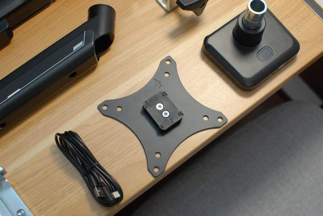 打造极致视野!安德斯特A9X显示器支架,铝质锻造,拉伸自由