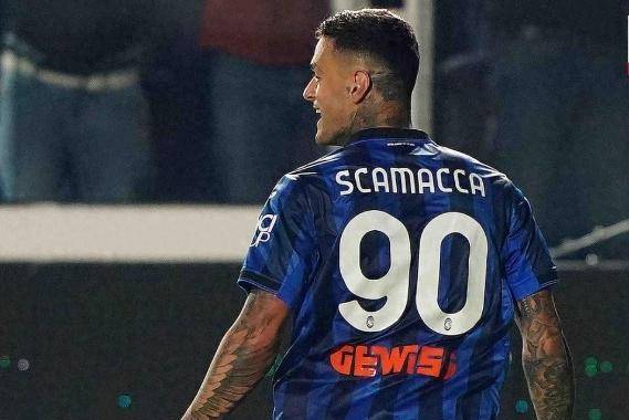 ac米兰惆怅何去?皮奥利弃将德凯特拉雷11球8助,双线冲击夺冠!