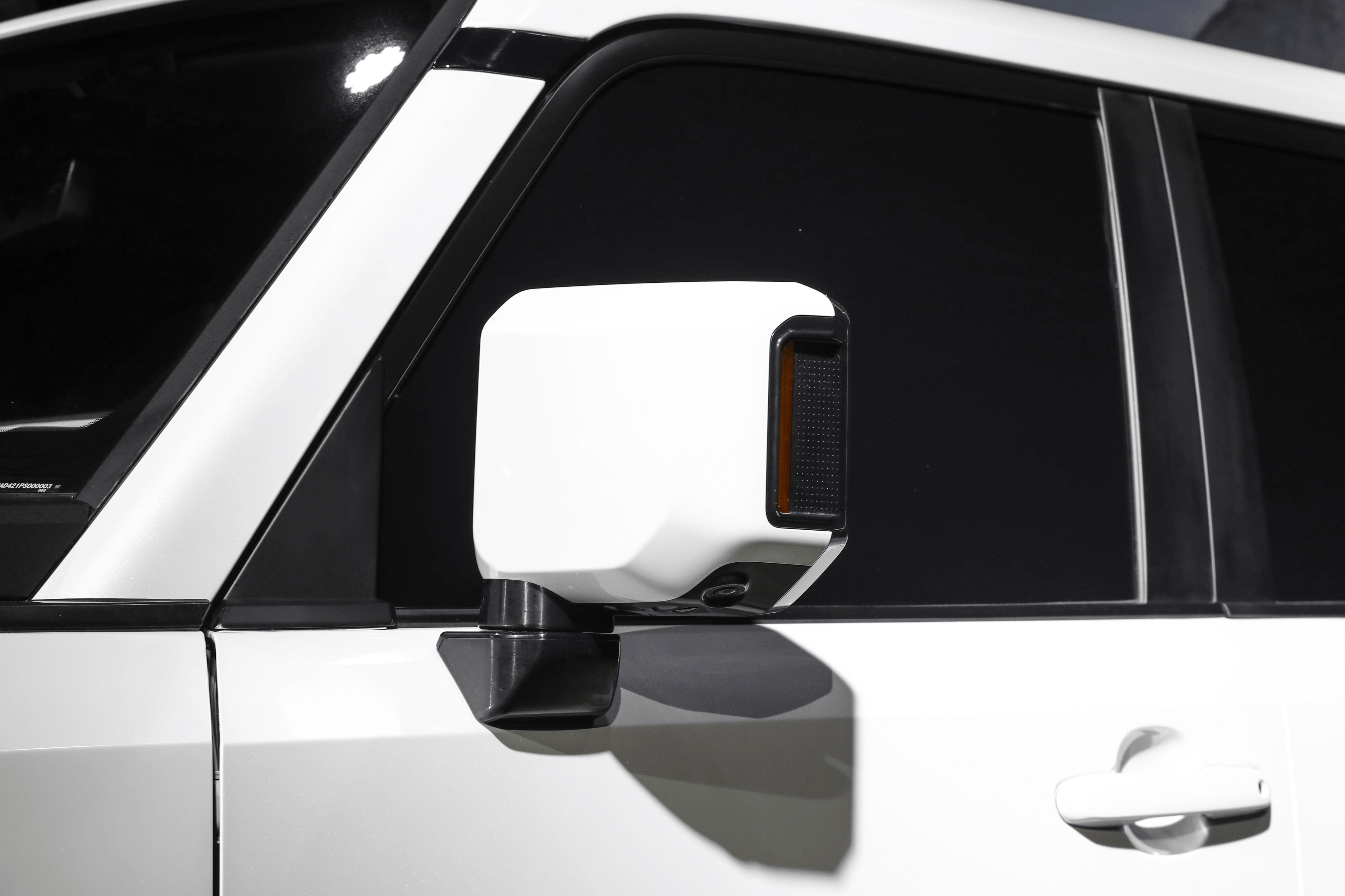 98万起不给倒车雷达,全新丰田普拉多配置解析,这次