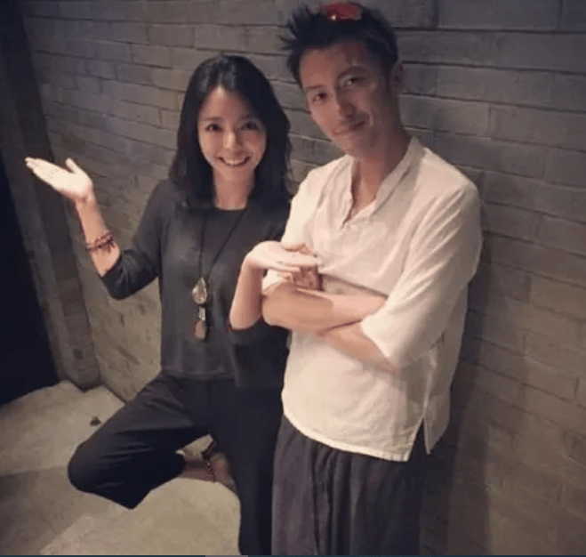 谢贤已经默许,王菲谢霆锋破镜重圆,返港后直接住在谢霆锋家里