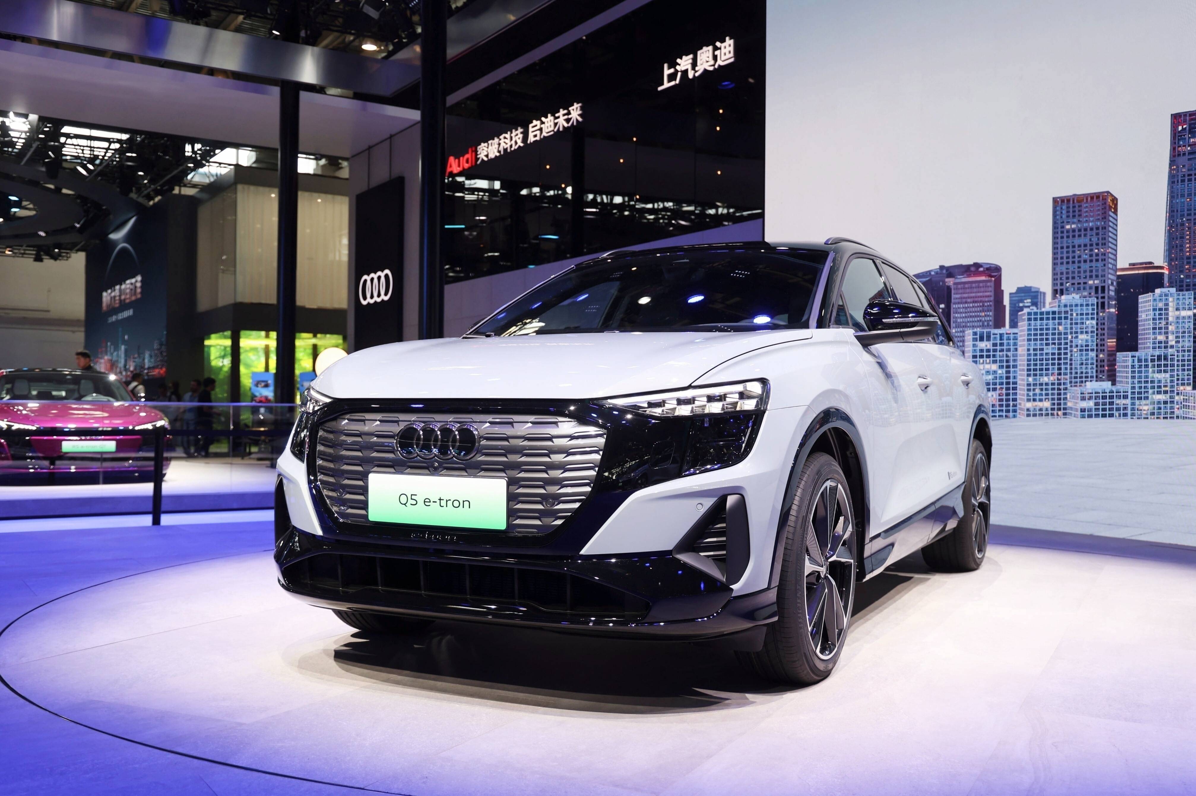 q6l e-tron是奥迪引领高端电动出行的又一技术飞跃_搜狐汽车_搜狐网