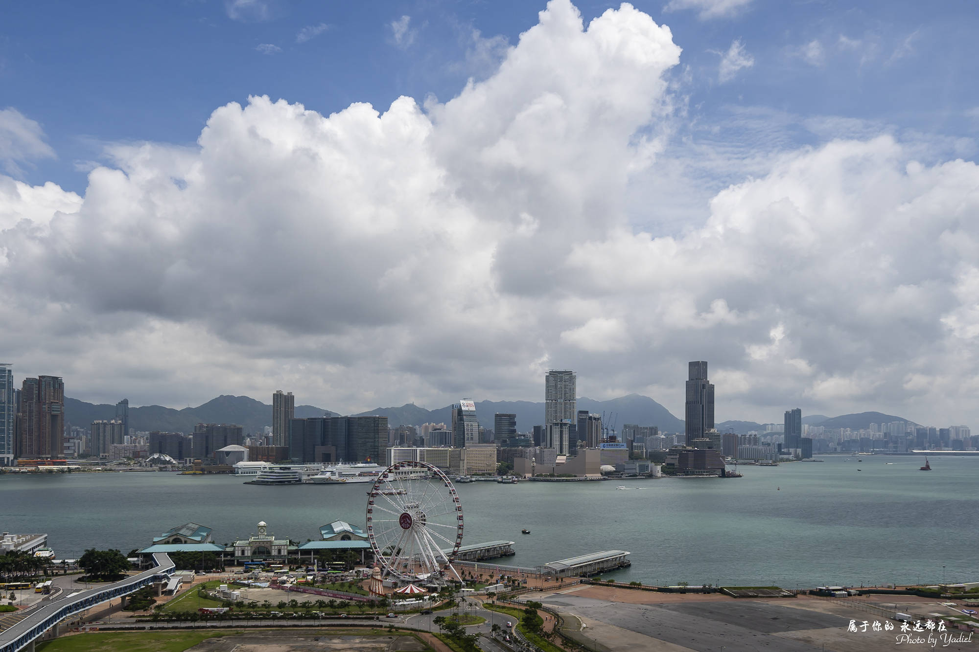 day2:大三巴牌坊>恋爱巷>疯堂斜巷>澳门回归贺礼陈列馆>巴黎人公园>