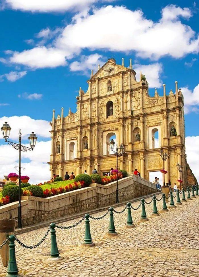 五个人去香港澳门旅游费用?