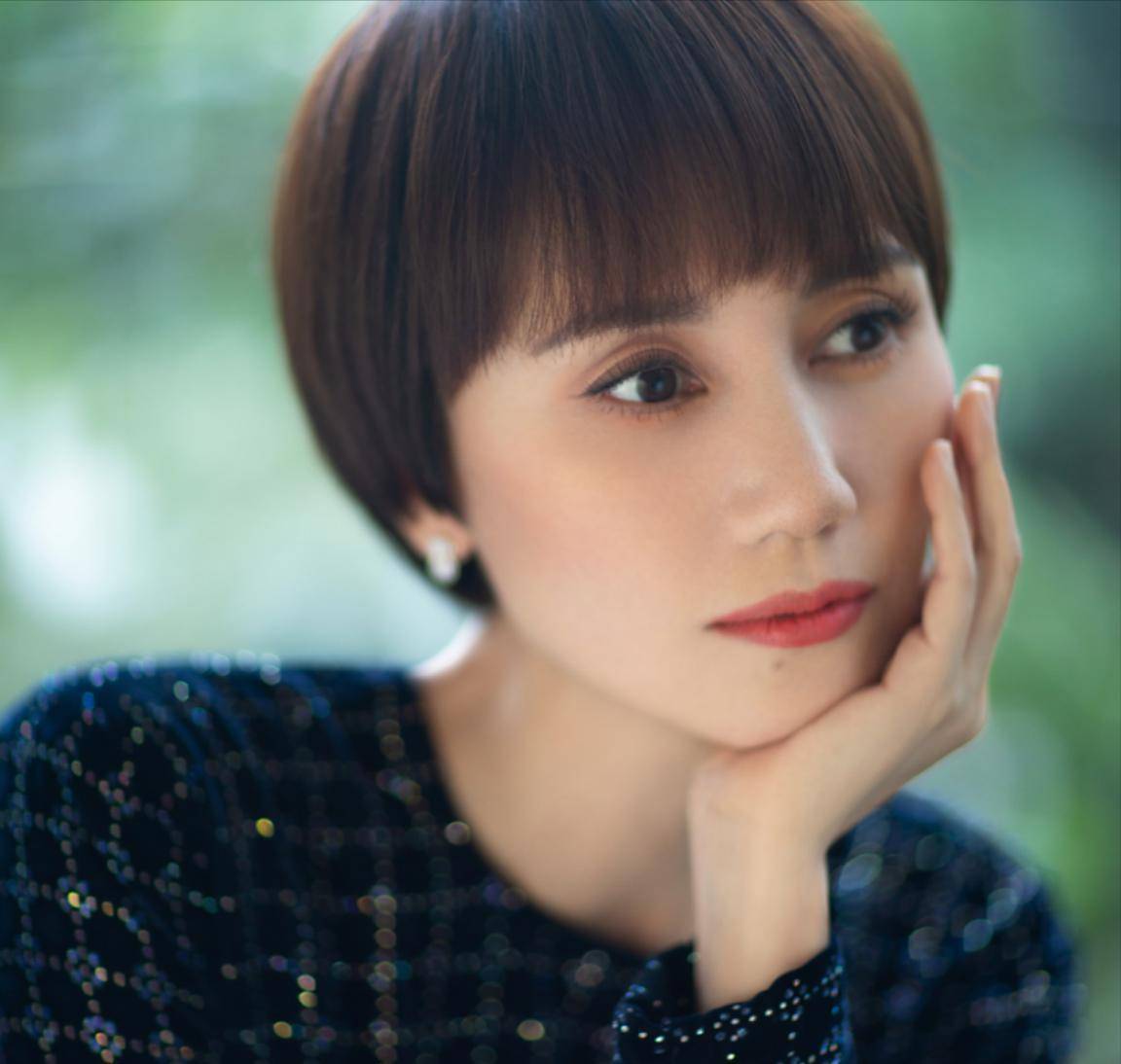 不演少女不走流行,这6位鹤立鸡群的女演员,真的"不识时务"吗