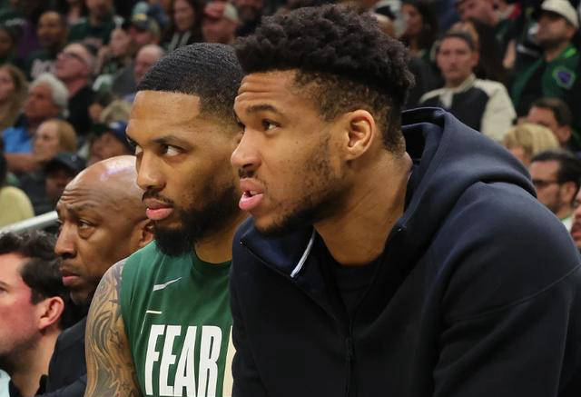 雄鹿以23分大胜步行者,米德尔顿29分力挺