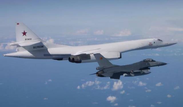 "巨无霸"图-160究竟有多大?长度堪比两个标准篮球场