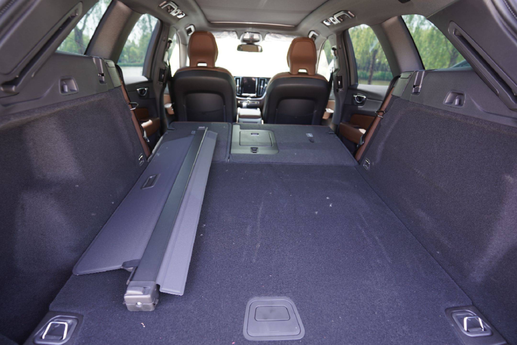 技术解析:凯迪拉克xt5和沃尔沃xc60的豪华suv较量