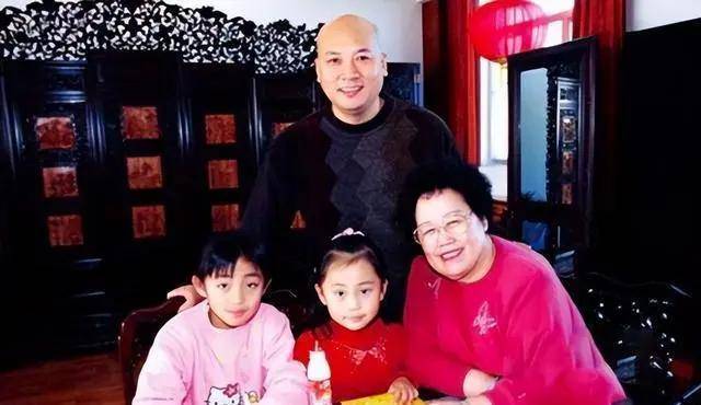 同样是豪门驸马,把"唐僧"迟重瑞和窦骁一对比,差距就出来了