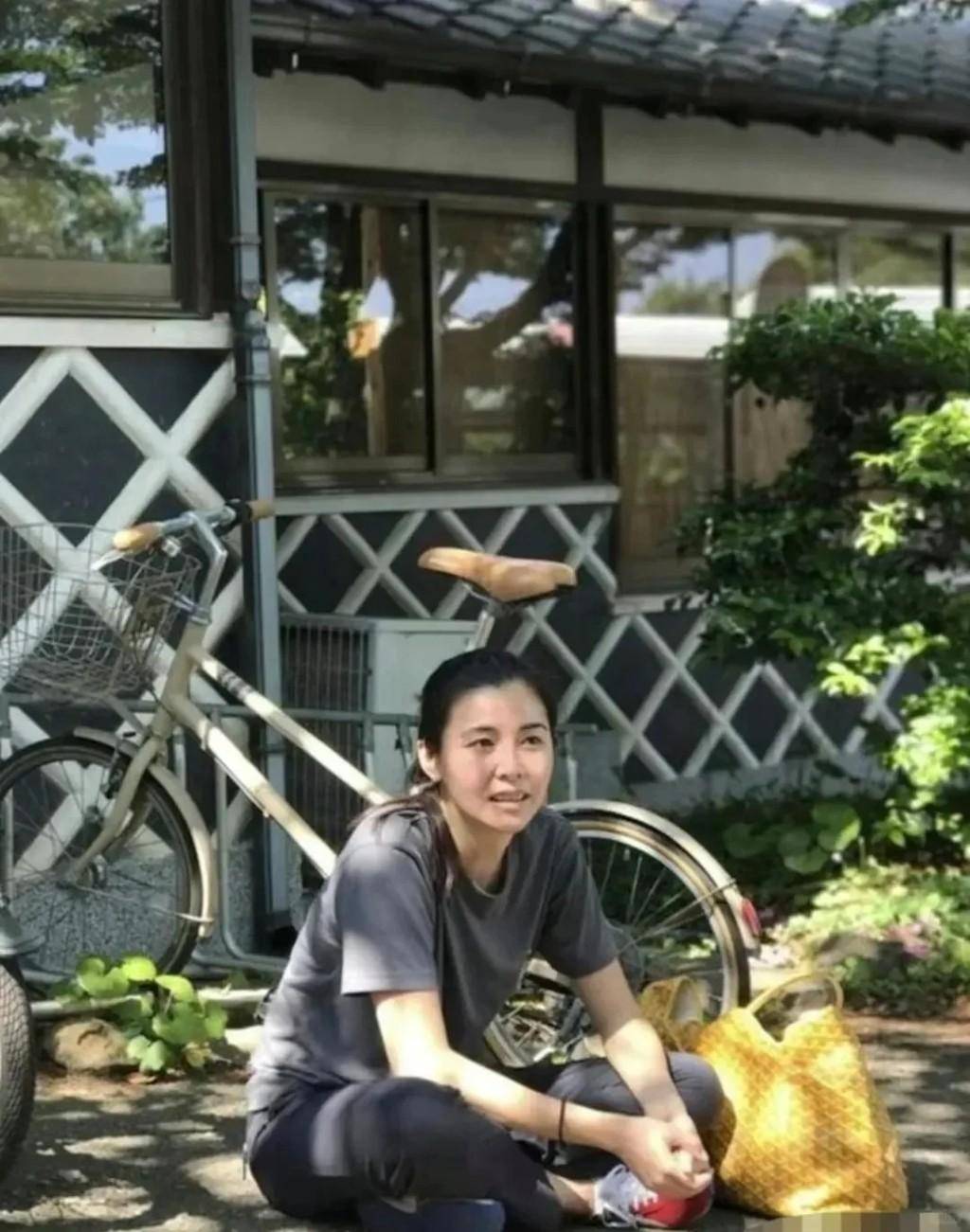 郑伊健日本买万元dior名鞋,身高被质疑,蒙嘉慧减肥成功打扮土气