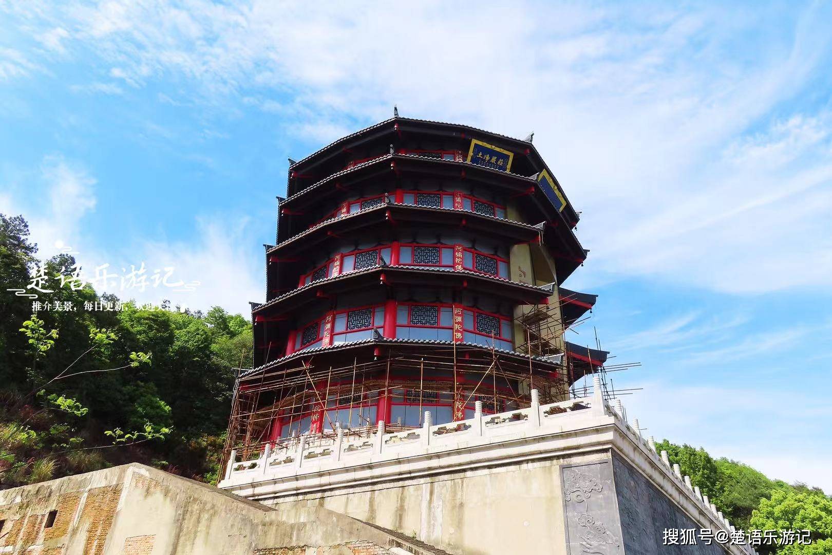 宁波这座寺院居于第二庐山,地藏坛神似天坛,拍照很出片