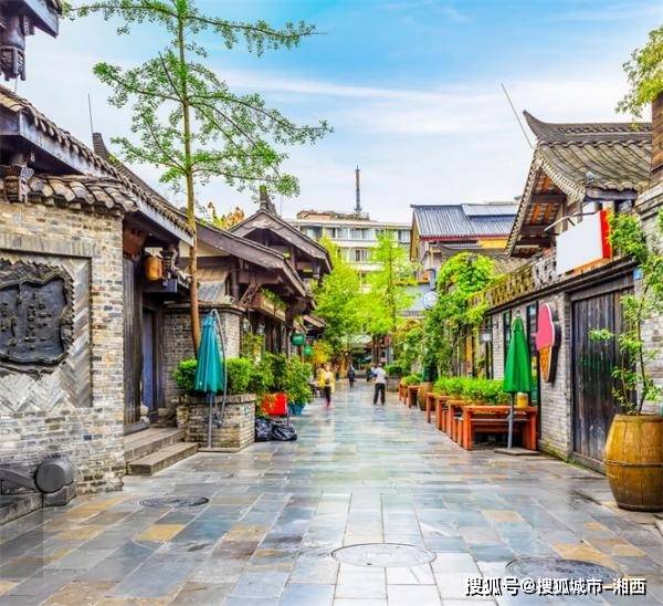 成都4天3晚报团费用攻略,看这篇了解详情