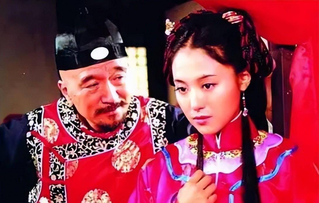 一生不接广告,曾说王刚"不思进取",刘罗锅后再无合作_角色_电视剧