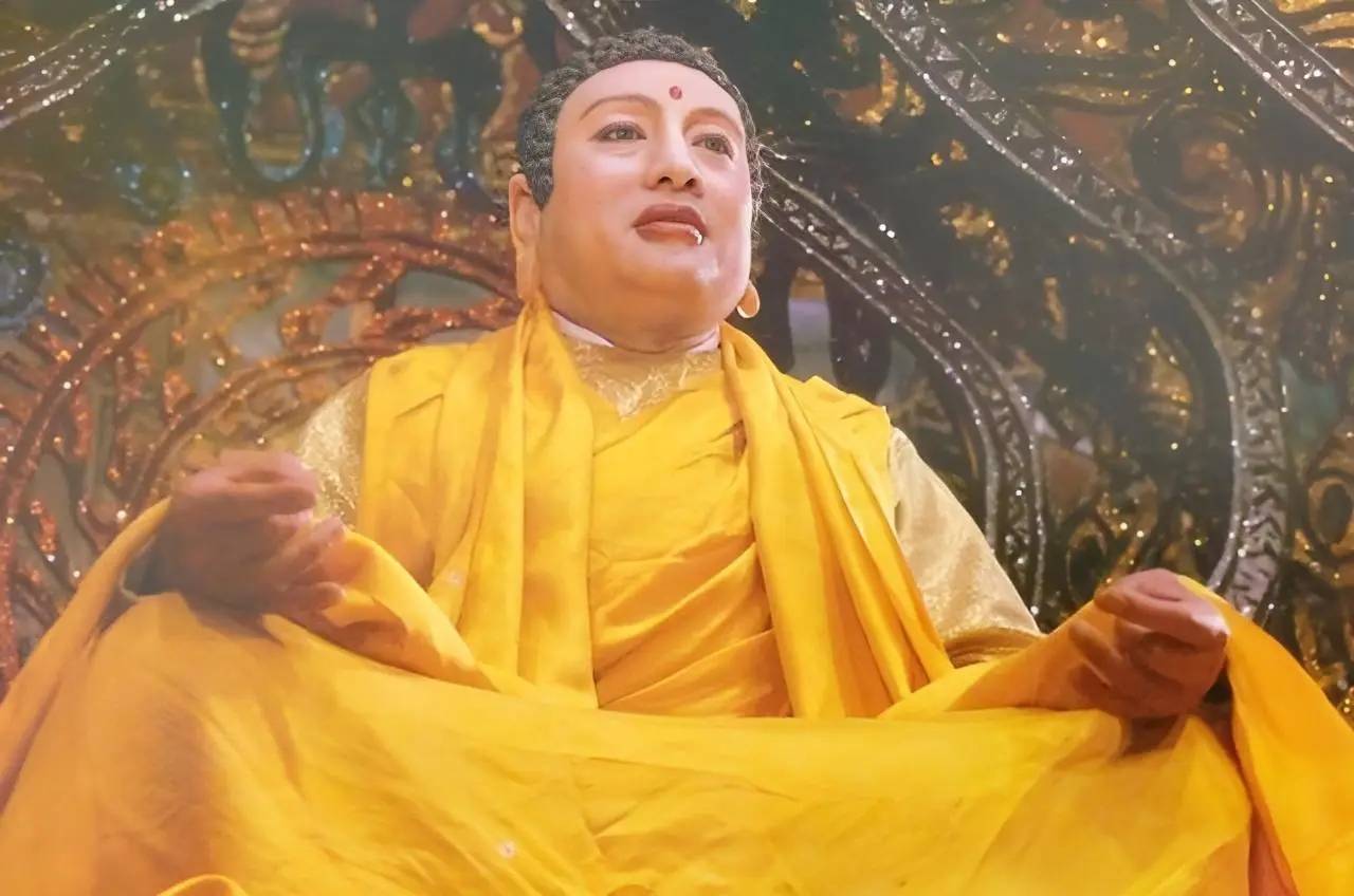 猪八戒看似对什么都不在乎,其实还是怀念过去,你看他的一个举动