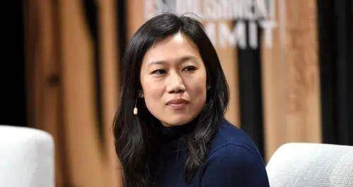 这两年,facebook脸书创始人扎克伯格的新闻挺多,他最近被爆出和一白人