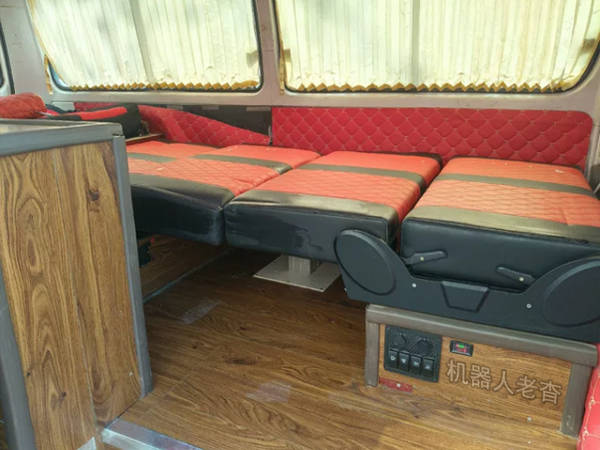 外观朴素低调,内部整洁实用,金杯海狮改装床车,diy露营车旅行