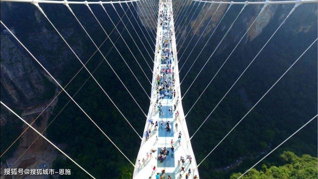 到湖南张家界凤凰古城旅游五天四晚要花多少钱 张家界五日游人均要花