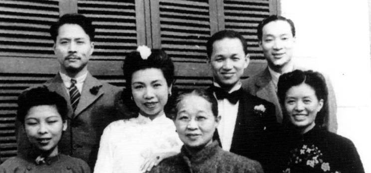 80岁冯亦代:妻去世,前脚写相思,后脚娶黄宗英,却成文坛佳话