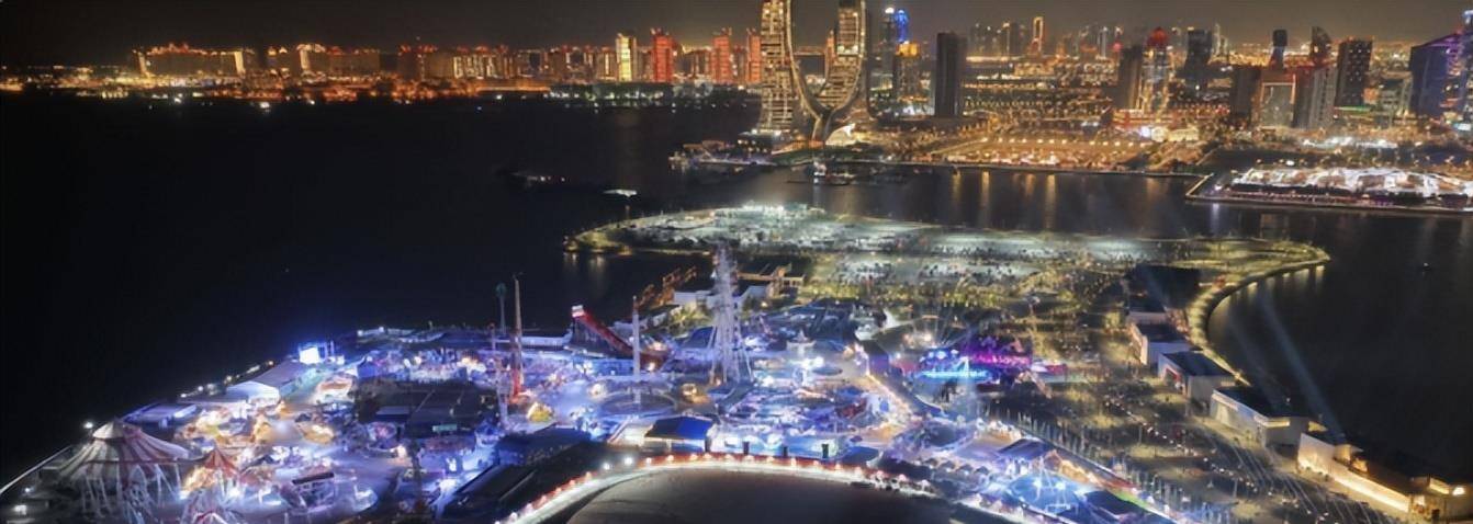 投资,带动经济发展,这就是世界杯期间主体育场"卢赛尔体育场"所在的