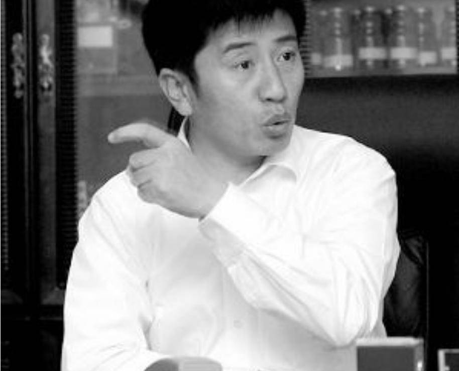 "万里大造林"的陈相贵:曾花182万买手机号,08年沦为阶下囚