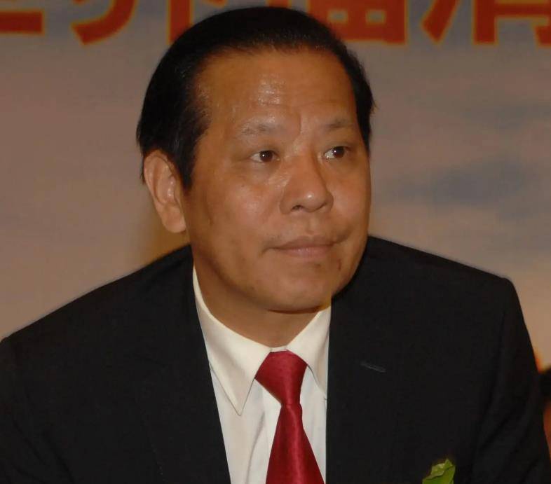 同乡会和莱索托政府,当地各阶层都建立良好关系,当时的莱索托副总统