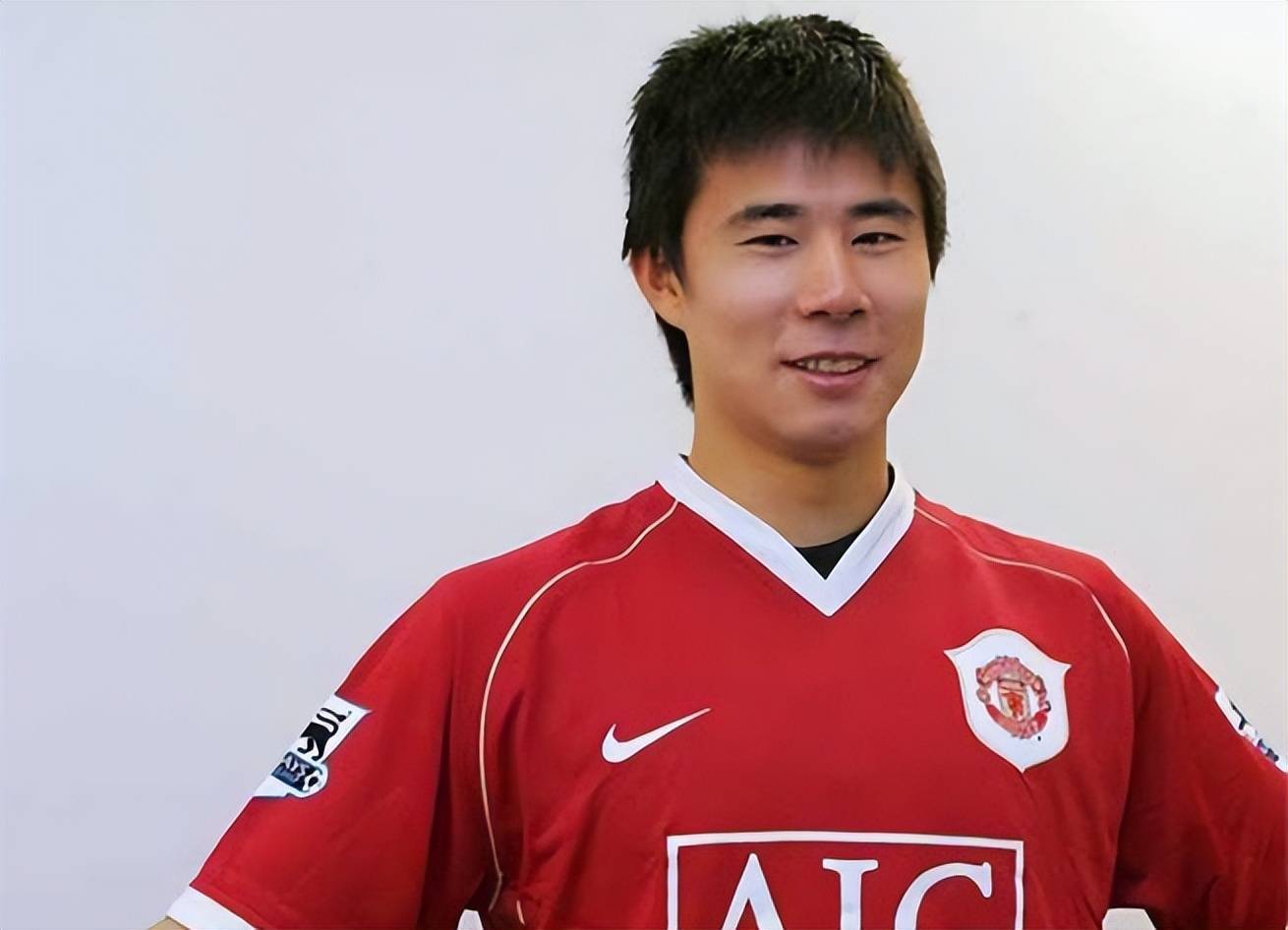 比如留洋德国职业联赛的杨晨跟谢晖, 去英国留洋的范志毅,世界杯过后