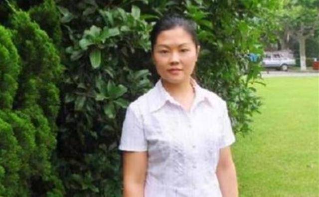 张凤有一个哥哥和一个姐姐,可是哥哥和姐姐只顾自己