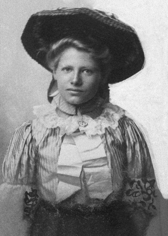 贝莉·吉妮丝的连环杀人案就这样逐渐浮出水面.