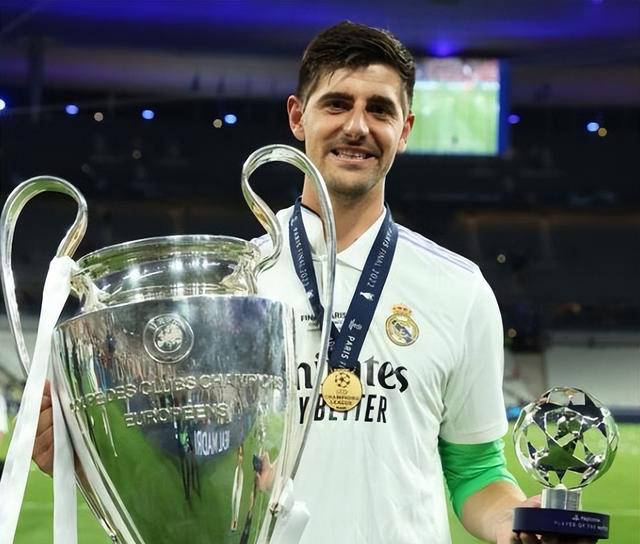 楚阿梅尼受伤!皇马备战欧冠决赛:调整首发11人,门将选人难题