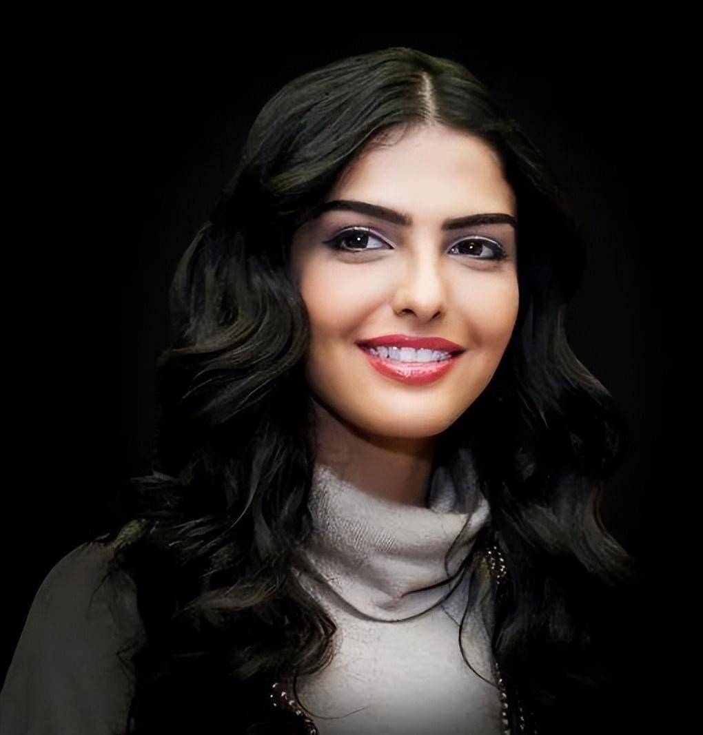 替女性发声,访问世界上那些贫穷的国家,人们都叫她"沙特戴安娜"