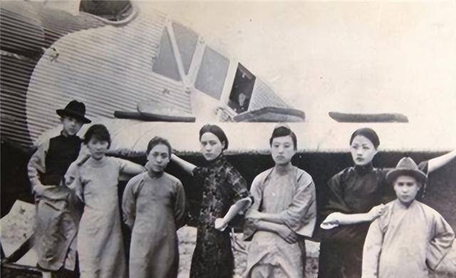 "民国奇人"张宗昌:娶白俄美女5姐妹陪侍,诗词堪称空前绝后