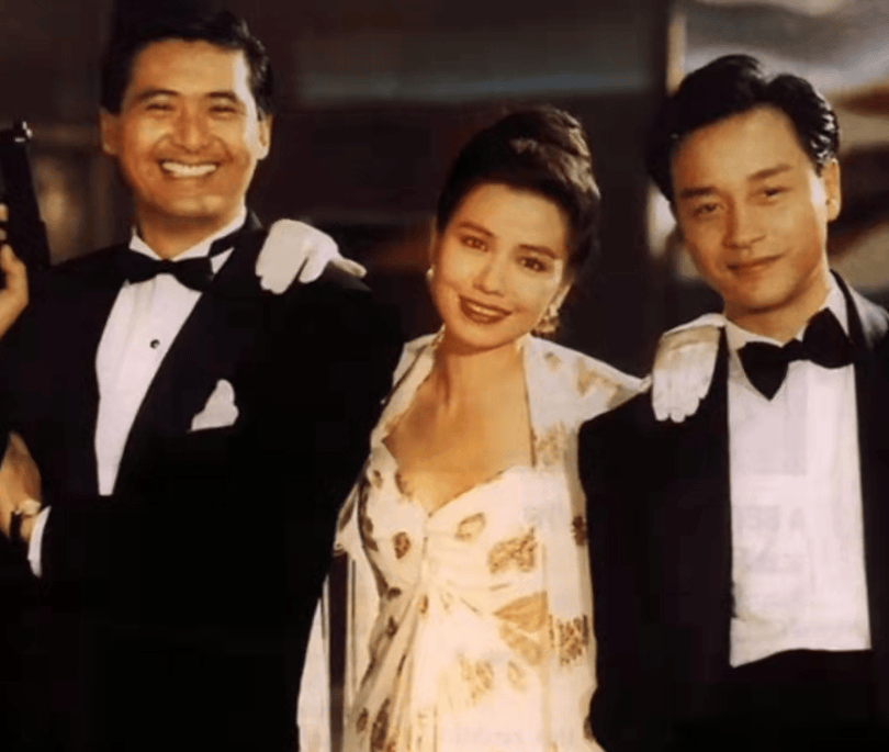 数年后,他们再次相遇,阿海"瘫痪",阿占和红豆结婚,养父又逼他们去偷另