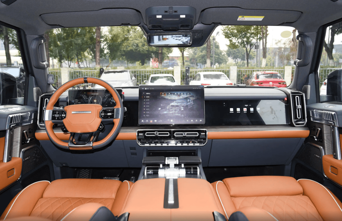 场地试驾猛士917,越野能力非同一般,据说还有368万的限定版