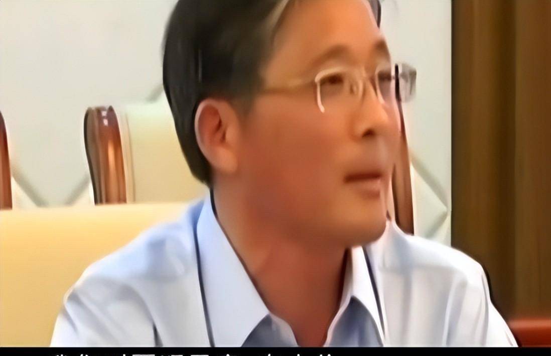 夫妻遭遇车祸双双离世,孩子却在四年后出生,背后到底有何隐情?