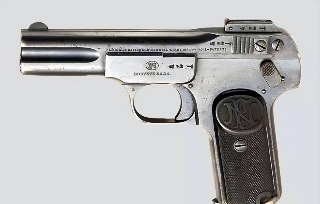 枪牌撸子勃朗宁m1900半自动手枪中国新民主义革命时期,大批的枪牌